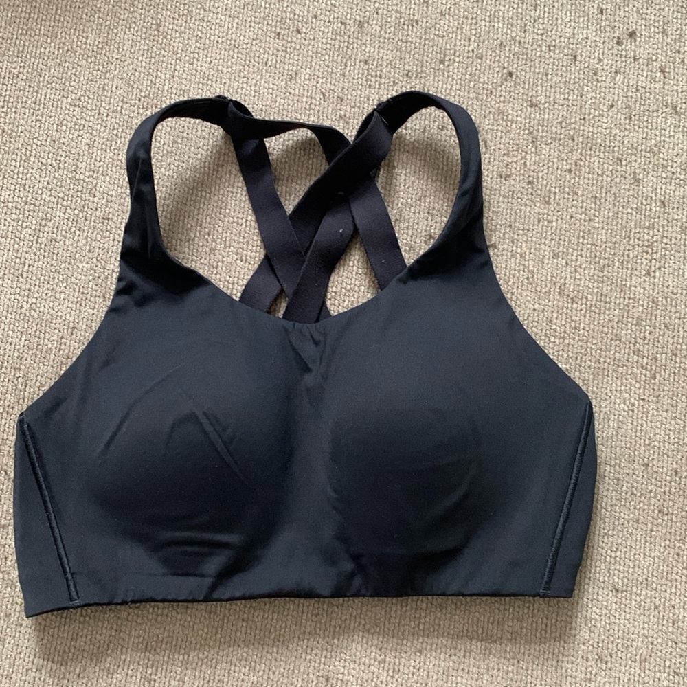 Black sports top